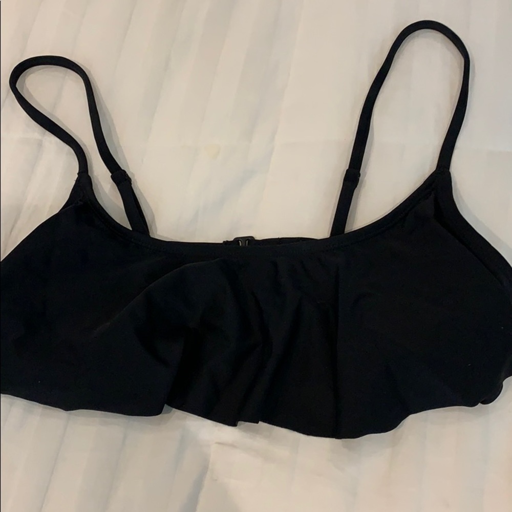 Old navy frilly bikini top